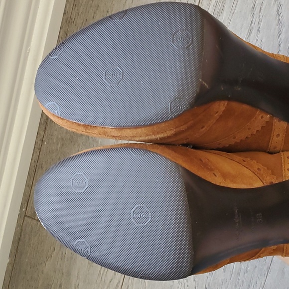 YSL Brown Platform Heels - Picture 4 of 10